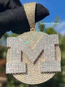 Mặt dây chuyền hình tròn chữ cái vuông tùy chỉnh, chất liệu đồng thau đính đá Cubic Zirconia, 26 lựa chọn chữ cái, dây chuyền phong cách Hip Hop cá nhân hóa để đeo hàng ngày. - Nhiều màu - Xem 2