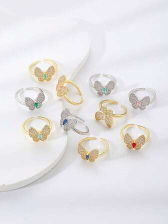 1枚优雅蝴蝶造型全镶钻开口戒指，适合休闲、派对和聚会等各种场合。