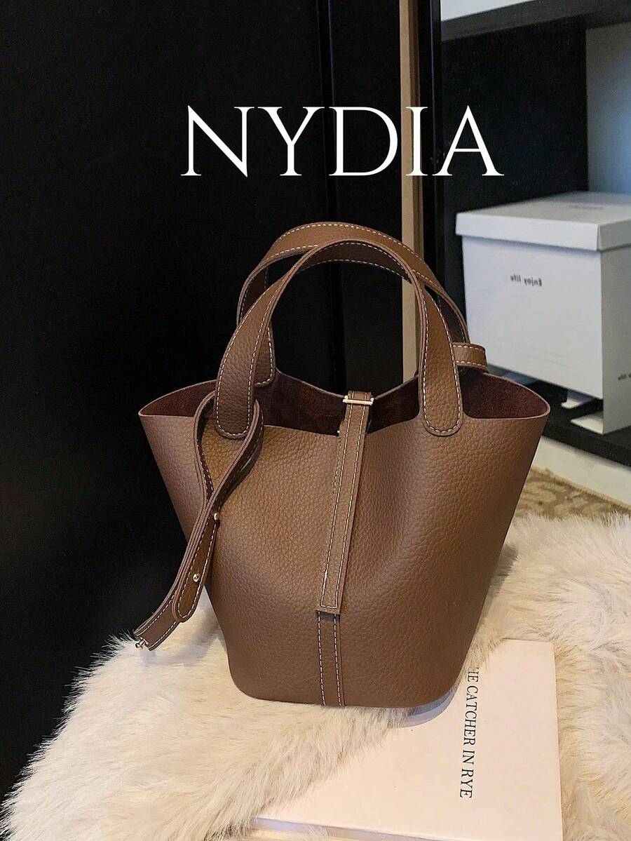 1PC Elephant Grey Pebbled Mini Bucket Tote Bag With Matching Short Handle, Metal Buckle Decor And Fabric Label On Front, Open Top Shallow Trapezoid Body, Minimalist Commuter Handheld Small Bag #ElephantGreyPebbledBucketBag #MiniHandToteBag #MinimalistOfficePurse #DailyLightweightHandbag - Coffee Brown - View 1
