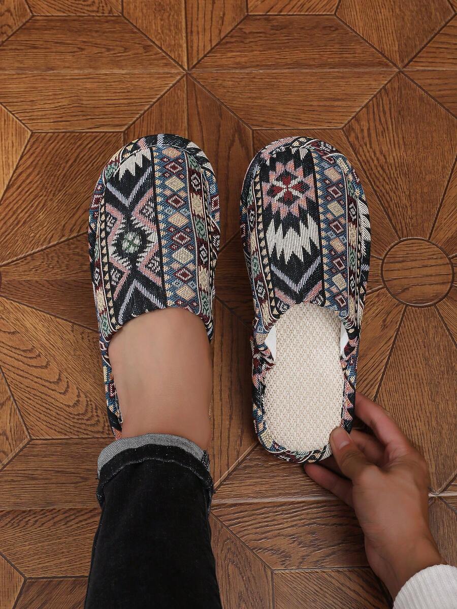 Chinelos Masculinos, Confortáveis e Quentes para Uso Interno e Externo, Antiderrapante em Piso de Madeira, Leves e Macios, Adequados para Todas as Estações - Multicolorido - Visão 1