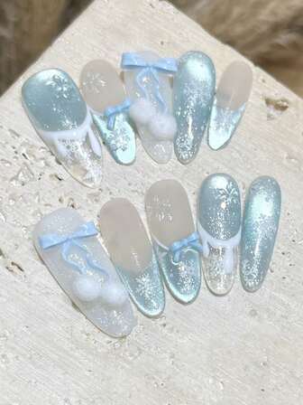 10片秋冬主题美甲贴纸，冰蓝色法式美甲贴纸，亚克力美甲贴，法式美甲，闪亮蓝色猫眼雪花手工美甲贴，饰以不对称形状和大小的雪花