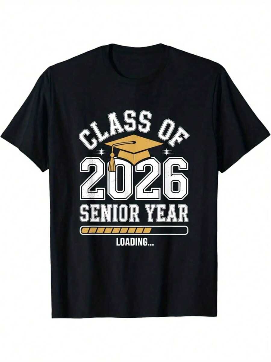 Clase de 2026, año senior, camiseta divertida de graduado 2026, camisetas casuales versátiles para todas las estaciones y camisetas clásicas hechas de 100% algodón puro son cómodas y transpirables. - Negro - Ver 1
