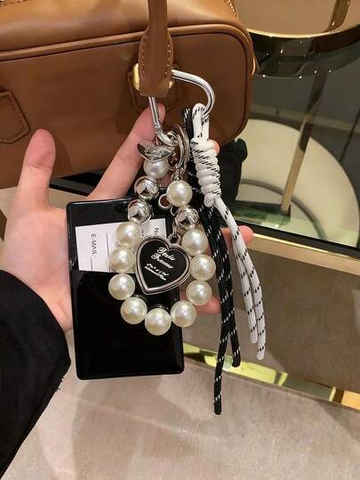 Yogodlns Merlard Heart-Shaped Leather Pendant, Sweet Heart-Shaped Keychain Accessory, Handmade Woven, Travel Holiday Christmas Gift, Y2K Fashion Bag Charm, Suitable For Young Boys, Girls, College Students, New Year Valentine's Day Gift