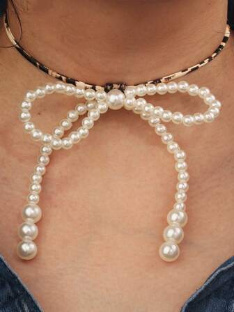 1pc Women's Fashion Leopard Print Faux Pearl Bow Tie Choker Necklace, Personalized