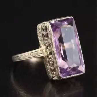 แหวนหมั้นชุบทอง 14k ประดับเพชรสังเคราะห์ คิวบิกเซอร์โคเนีย ทรง Princess Cut ส่องประกาย, สง่างามสำหรับงานแต่งงานและปาร์ตี้, ของขวัญวันวาเลนไทน์ที่สมบูรณ์แบบสำหรับคนที่คุณรัก, มีให้เลือกหลายขนาด