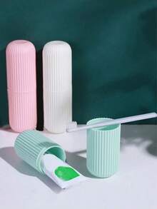 1个牙刷杯和漱口杯，防碎水杯，多功能便携式牙刷架，防摔设计，小巧便携，适合旅行和居家浴室收纳，可放置于台面、墙架或水槽旁，节省空间，方便收纳和旅行，防漏杯口，易于清洁，小巧便携，适合宿舍、大学、儿童浴室、客用浴室、家庭浴室，也是秋季、万圣节、感恩节、圣诞节、返校季等节日送礼佳品，日常家居装饰的理想之选。 - 彩色 - 查看 6