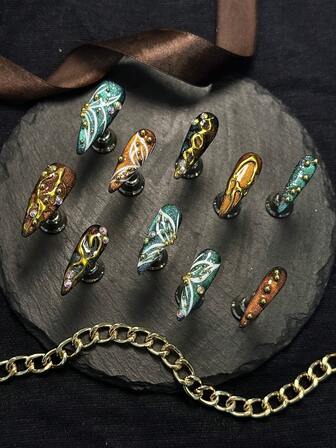 10pcs Vintage Court Style Handmade Removable&Reusable Acrylic Press On Nails Long Stiletto Nails Light Brown&Sliver Cat Eyes Metal EmbellishmentsVintage Exotic Relief Sliver&Brown Nails 3D Rhinestone Decor Hand-Painted Butterfly Full Coverage AcrylicPress On Nails Set Hand Drawn Serpentine Pattern&Eyes For Women And Girls Daily Use, With 1 Jelly Pad And 1 Nail File