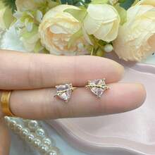 可爱优雅的锌合金心形耳环，搭配鲜艳的红色吊坠：未镀层，亲肤材质，约会完美之选 - 浪漫女士配饰 - 彩色 - 查看 13