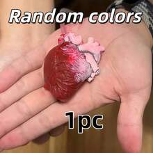 1pc Realistic Heart Squeeze Toy, Pulsating Design, Novel Heart-Shaped Stress Relief Modeling Clay Toy (Random Color)