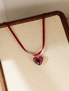 Collar con colgante de corazón de cinta roja romántica, gargantilla ajustable con lazo, joyería delicada de San Valentín como regalo para mujeres