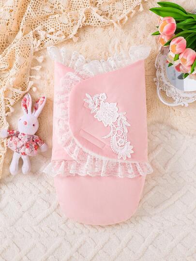 1pc Newborn Double-Layer Soft Plush Baby Swaddle, Princess Lace Design For Baby Girls Adds Sweet Vibrancy And Elegance, Keeps Baby Warm And Cozy