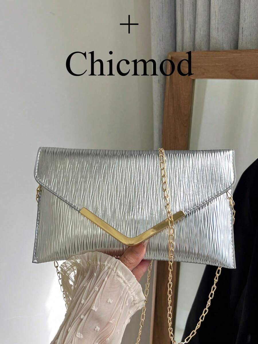 纯色金属边饰纹理单肩包，翻盖链条信封斜挎包，适合约会/正式场合、购物、装钱包、手机等，是年轻女性、大学生、新婚夫妇、上班族女性的理想之选。也适用于办公室、大学、工作、商务、通勤、户外活动、旅行和短途旅行。