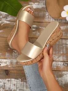 Korean Style Peep-Toe High Heel Slippers For Women, Summer Thick Bottom Chunky Heel Rivet Crossed Strap Suede Platform Sandals - Gold - View 3