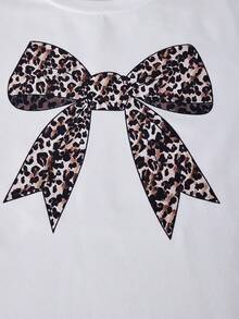 Bộ đồ thể thao 2 mảnh Sparklin Girls họa tiết da báo thoải mái, thời trang, thắt nơ bên hông, gồm quần ống rộng và áo thun dài tay cổ tròn họa tiết nơ, thích hợp cho mùa xuân/đông, phong cách đường phố, đi học, tụ họp, hoạt động ngoài trời, kỳ nghỉ, du lịch và mặc hàng ngày. - trắng - Xem 10