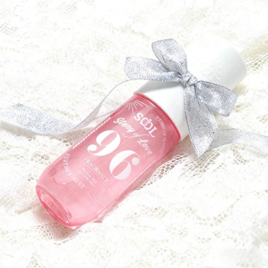 Perfumes de Mujer Story of Love 96 Women's Fragrance Mist 90ML Perfume feromonas | Frasco rosa adorable + Dulce aroma floral-frutal | Ideal para citas románticas y para sentirte fresco a diario | Regalo perfecto para cumpleaños, San Valentín y Navidad Quick Ship - Afrutado y cítrico - Ver 1