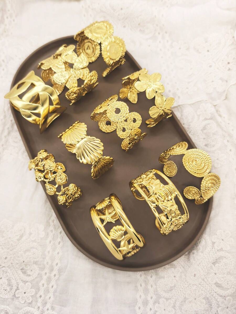 不锈钢手链，休闲女士手链，饰有贝壳、海星、花朵、蝴蝶图案 - 金色 - 查看 1