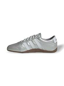Adidas Grand Court 10 女式运动鞋 透气吸汗 弹性好 百搭 纯色 Logo 易洗速干 运动户外日常步行 女款 银/白 JQ9682 - 銀色/白色 - 查看 1