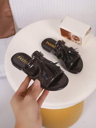 1 Pair Children's Tassel PU Casual Fashion Slippers, Suitable For Summer