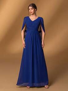 Faeriesty Vestido sofisticado de la madre de la novia con cuello en V y línea A con mangas con capa dramática - Vestimenta formal elegante para bodas, cenas de gala, eventos de etiqueta, bailes benéficos y recepciones formales - azul real - Ver 2
