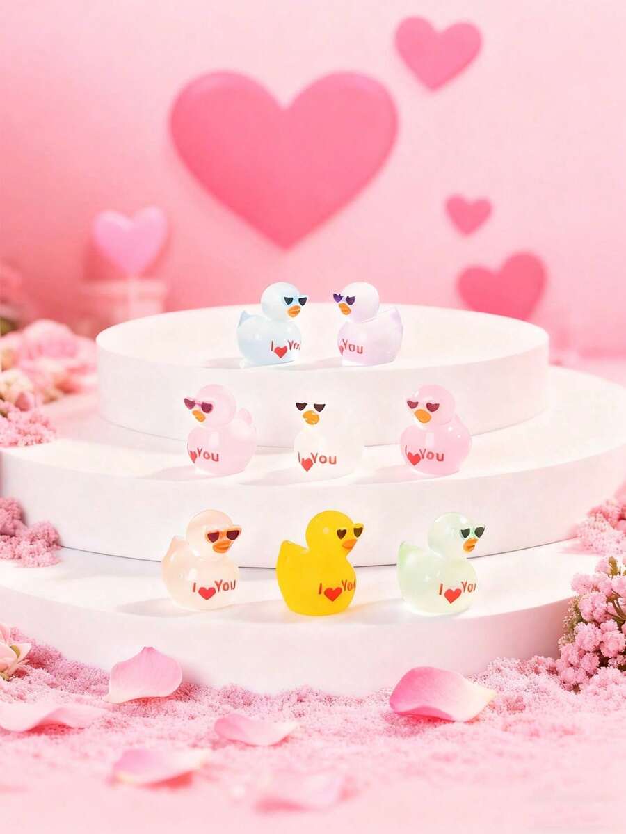 20个夜光迷你树脂鸭摆件，迷你鸭戴着心形太阳镜，上面写着“我爱你”，小动物装饰品，非常适合作为情人节礼物、DIY仙女花园、情人节装饰品、家居/办公桌摆件、感官玩具盒、收藏品、汽车内饰、生日派对礼物。 - 彩色 - 查看 1