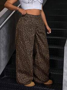Plus Size Women's Leopard Print High Waist Straight Leg Boyfriend Jeans, Casual Everyday Wear, Summer Spring - Leopard Print - View 4