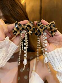 2 件银色蝴蝶吊坠耳环，奢华水钻链流苏耳环，优雅长耳环适合女性日常、节日、派对，新款珠宝礼物 - 多色3 - 查看 5