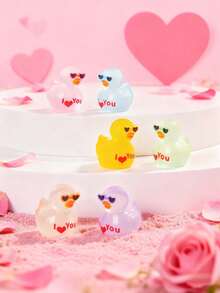 20个夜光迷你树脂鸭摆件，迷你鸭戴着心形太阳镜，上面写着“我爱你”，小动物装饰品，非常适合作为情人节礼物、DIY仙女花园、情人节装饰品、家居/办公桌摆件、感官玩具盒、收藏品、汽车内饰、生日派对礼物。 - 彩色 - 查看 5