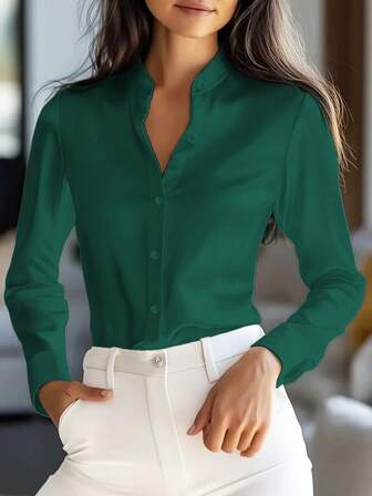 女士优雅缎面白色长袖衬衫 - 百搭纯色纽扣衬衫，经典领型，面料柔软顺滑，不透缎面材质，可机洗和干洗，适合办公室、休闲和正式场合，高端风格，易于打理，适合春、夏、秋、冬四季穿着。