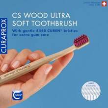 Cepillo de dientes de madera Curaprox CS: cuidado bucal ecológico | Eliminación ultrasuave de la placa | Mango de madera de haya, paquete individual | Colores aleatorios(Random Colour) - Multicolor - Ver 3