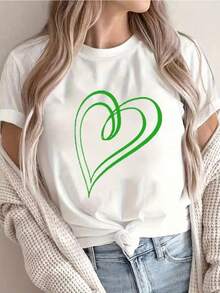 Camiseta informal de mujer con estampado de corazón verde, cómoda camiseta de manga corta y cuello redondo, adecuada para primavera y verano, fiestas navideñas y conjuntos de invierno, apropiada para cualquier ocasión, color liso, estilo informal, fiesta de Navidad, reunión familiar, uso diario. - Blanco - Ver 1