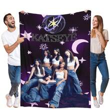 KATSEYE Anime-Inspired Ultra-Soft Flannel Blanket - All-Season Cozy Throw With Vibrant Character Artwork, Mixed Colors For Living Room, Office, Sofa Decor - Ideal Gift For Anime Fans & Home Decor Enthusiasts, Anime Blanket, Office Throw, Playful Design, Plush Texture, Stylish Home Accessory, Comfortable Material, Pop Culture Lovers-280gsm - Multicolor4 - 查看 6