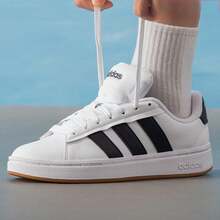 Adidas 三葉草男款經典運動休閒鞋 - 白色 - 查看 2