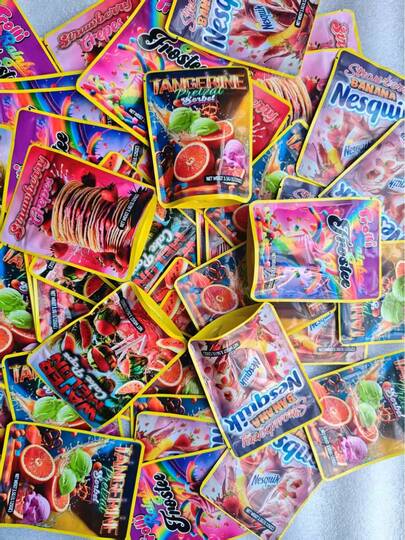 100pcs Reusable 3D Laser 3.5g Polyester Film Bags, Gift Wrapping Bags, Suitable For Christmas, Mother's Day, Father's Day, Halloween, Thanksgiving, Easter, Parties, Birthdays, Holidays, And New Year's Gift Bags.