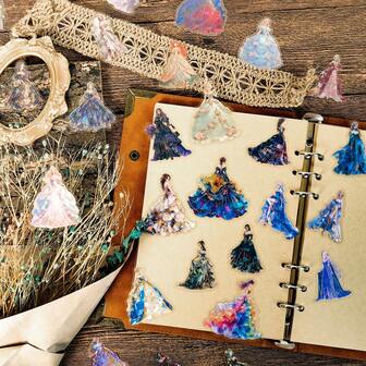 30张L.S.Pet裙子女孩系列贴纸，公主装扮箔纸装饰贴纸，适用于剪贴簿、日记本等。