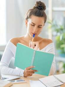 1/2 Cuadernos espirales con cubierta dura de plástico grueso y líneas horizontales, estética de carcasa resistente, papel resistente a desgarros, material duradero, tamaño A5 (60 páginas por libro) Cuaderno de líneas horizontales, adecuado para estudiantes, útiles escolares y cuadernos de tapa lateral para profesionales de oficina