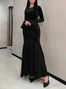 Unadoll 女士春季新款时尚圆领长袖拼接下摆纯色麂皮优雅长裙，适合送礼、外出、派对、约会、聚会、晚宴、通勤、情人节等场合。 - 黑色 - 查看 3