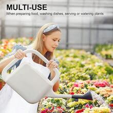 Disposable White Plastic Poly Apron 46 X 28 For Kitchen And Food Service Use Lightweight Waterproof Durable Protection For Cooking Baking And Food Preparation Scenarios Ideal For Commercial Kitchens Cafeterias Catering Events And Home Use - 100裝 - 查看 3