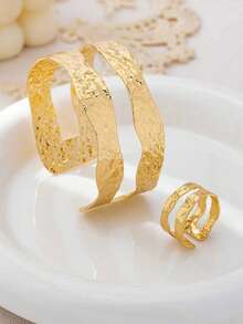 1 Set Exaggerated Luxurious Textured Asymmetric Heavy Metal Leaf Bracelet And Ring Jewelry Set, Fashionable And Elegant Accessories Suitable For Women's Daily Wear - Yellow Gold - View 3