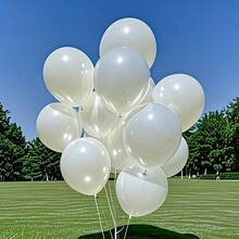 珍珠白气球，表面柔和光泽，风格优雅浪漫，非常适合情人节、婚礼、订婚、生日、周年纪念日、求婚和派对装饰，是DIY气球拱门、背景幕布或拍照亭搭建的理想选择。 - 珍珠白 - 查看 11
