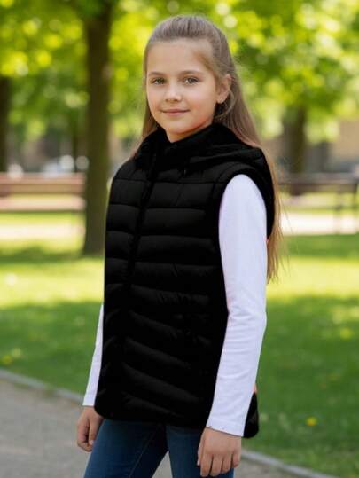  Little Big City Chaleco acolchado para niña con capucha, moda infantil moderna y cómoda para invierno o entretiempo, ideal para regalar, prenda ligera tipo puffer casual urbana, ropa juvenil versátil para escuela, paseos o uso diario, disponible en varios colores de temporada