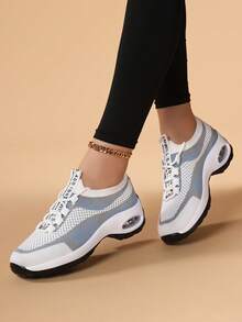 2026 Lightweight Breathable Mesh Running Shoes For Women, Shock-Absorbing Air Cushion Sole, Casual Versatile Fitness Sneakers, Fashionable Color Blocking Sports Shoes - Baby Blue - View 1