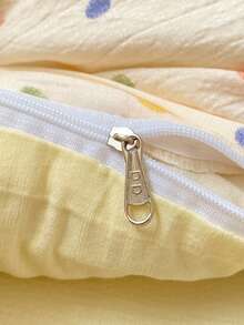 四件套米黄色波点床上用品套装，包含1个被套、1个床单和2个枕套，舒适床上用品套装，简约温馨的家居装饰，纯色床单，100%聚酯纤维，触感柔软，中空纤维