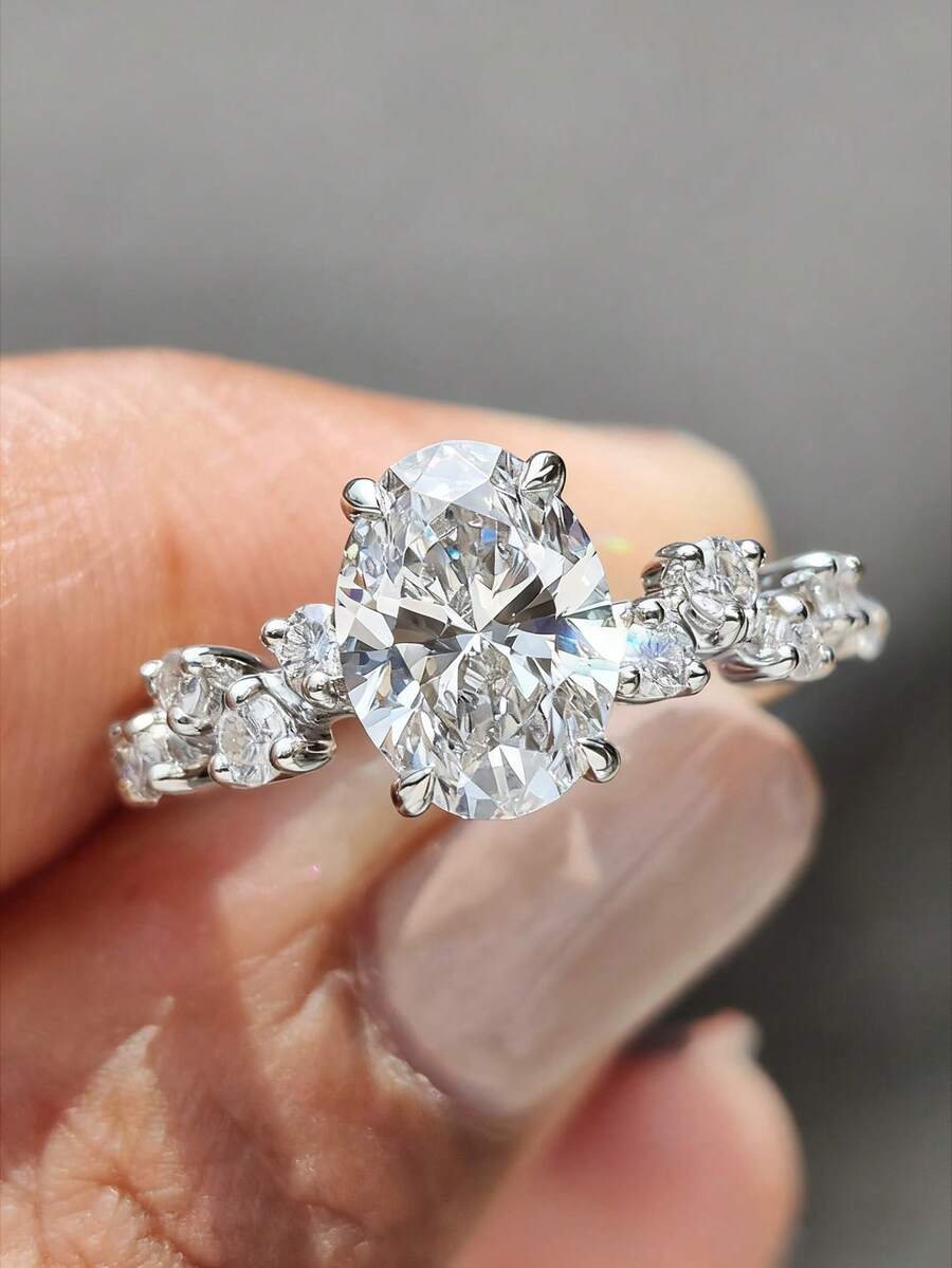 1 chiếc nhẫn bạc 925 Sterling Silver hình bầu dục sáng bóng đính đá Rhinestone, nhẫn bạc trong suốt lấp lánh cổ điển dành cho nữ, kiểu dáng vintage, có thể dùng làm trang sức đeo tay hoặc quà tặng.