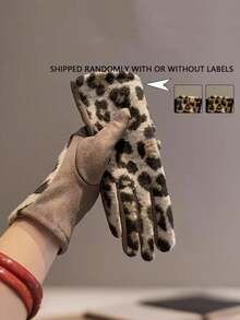 Winter And Autumn Fashion Leopard Print Gloves For Cycling, Women's Warm Outdoor Riding Gloves, Motorcycle Gloves With Thick And Warm Thermal Lined, Soft And Personalized Leopard Print Patterned Fingerless Gloves, With A Plush Insulation Layer. These Are Winter Gloves For Outdoor Activities, Simple Yet Fashionable Touchscreen Gloves, Capable Of Effectively Resisting The Cold. - Multicolor - View 9
