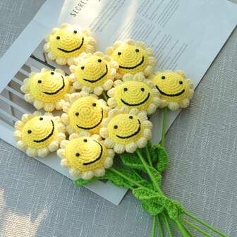1/3/6/10 piezas Girasol sonriente hecho a mano a ganchillo, flor artificial, flor preservada. Como regalo creativo para la madre, el maestro, ella. Decoración del hogar para restaurante, sala de estar, dormitorio, boda, fiesta. Adecuado para el Día de San Valentín, el Día del Maestro, la temporada de graduación, el regreso a la escuela, el Día de Acción de Gracias, la boda y otras festividades
