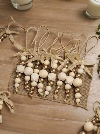 Juego de 5 adornos de árbol de Navidad con cuentas de madera de estilo bohemio, con cuentas doradas y lazos - Decoración colgante rústica, adecuada para árboles de Navidad, coronas y ramos, decoraciones y accesorios de árbol de Navidad, ideal para Navidad