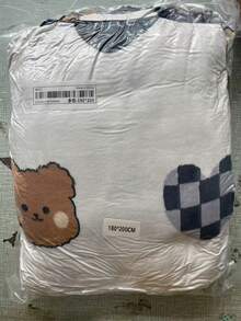 1pc Heart-shaped Bear Milk Velvet Double-sided Plush Blanket - Multicolor - View 11