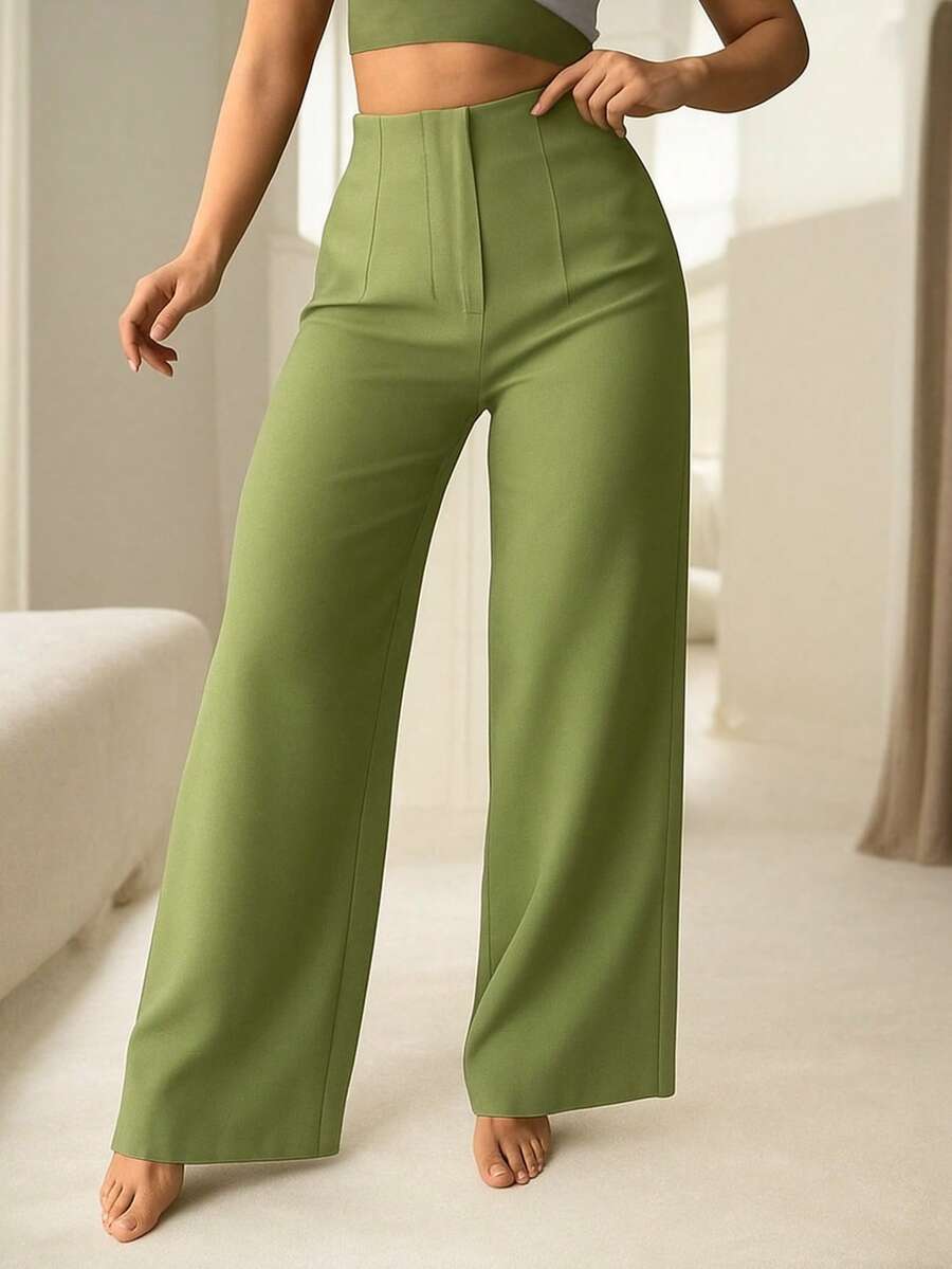 Pantalón de Pinzas Acampanado. Pierna Amplia. Talle Ajustado con Pinzas. - Verde Pistache - Ver 1