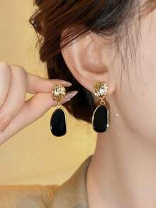 5pcs/Set Fashionable Casual French Elegant Asymmetrical Geometric Black Drip Glaze Heart & Faux Pearl Earrings, Chic Minimalist Design, High-End Earring Set Suitable For Women's Daily And Holiday Wear