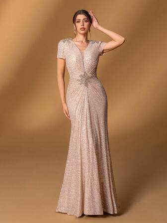 Faeriesty Mosy Mother Of The Bride Dress: Elegant Shimmering Sequin Mermaid Evening Gown With Deep V-Neckline & Short Sleeve Sequin Accents – Fitted Bodice With Central Embellishment, Flared Fish-Tail Skirt For Weddings, Galas, Proms & High-End Parties New Year Outfit